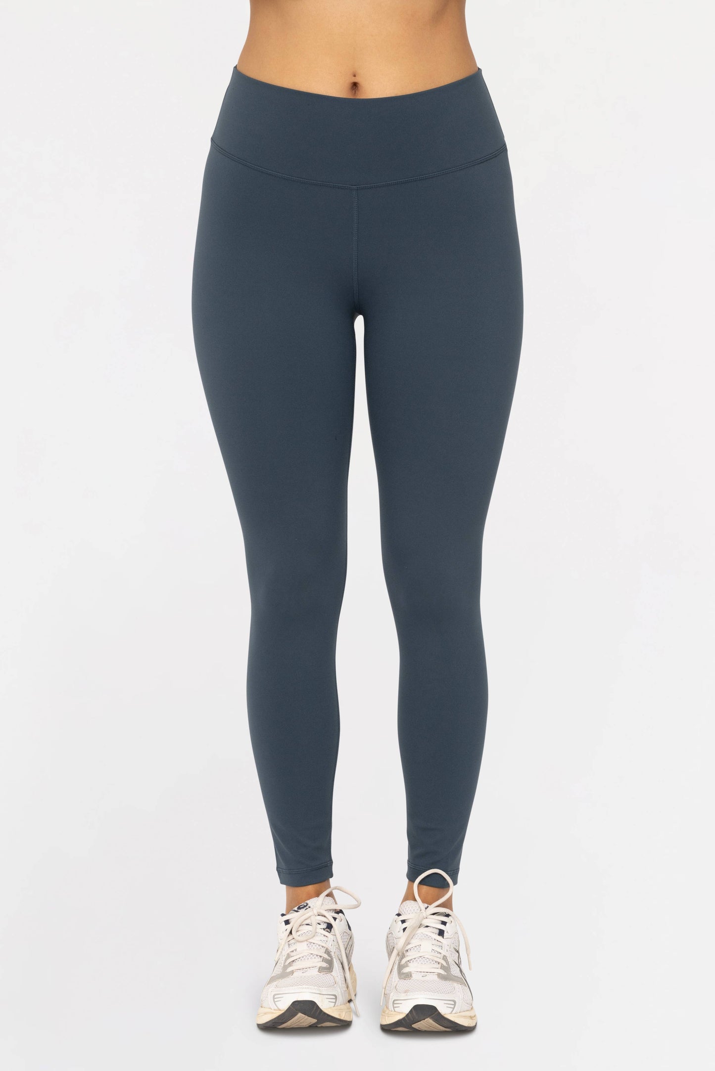 Midnight Lycra-Blend Sweetheart Back Leggings