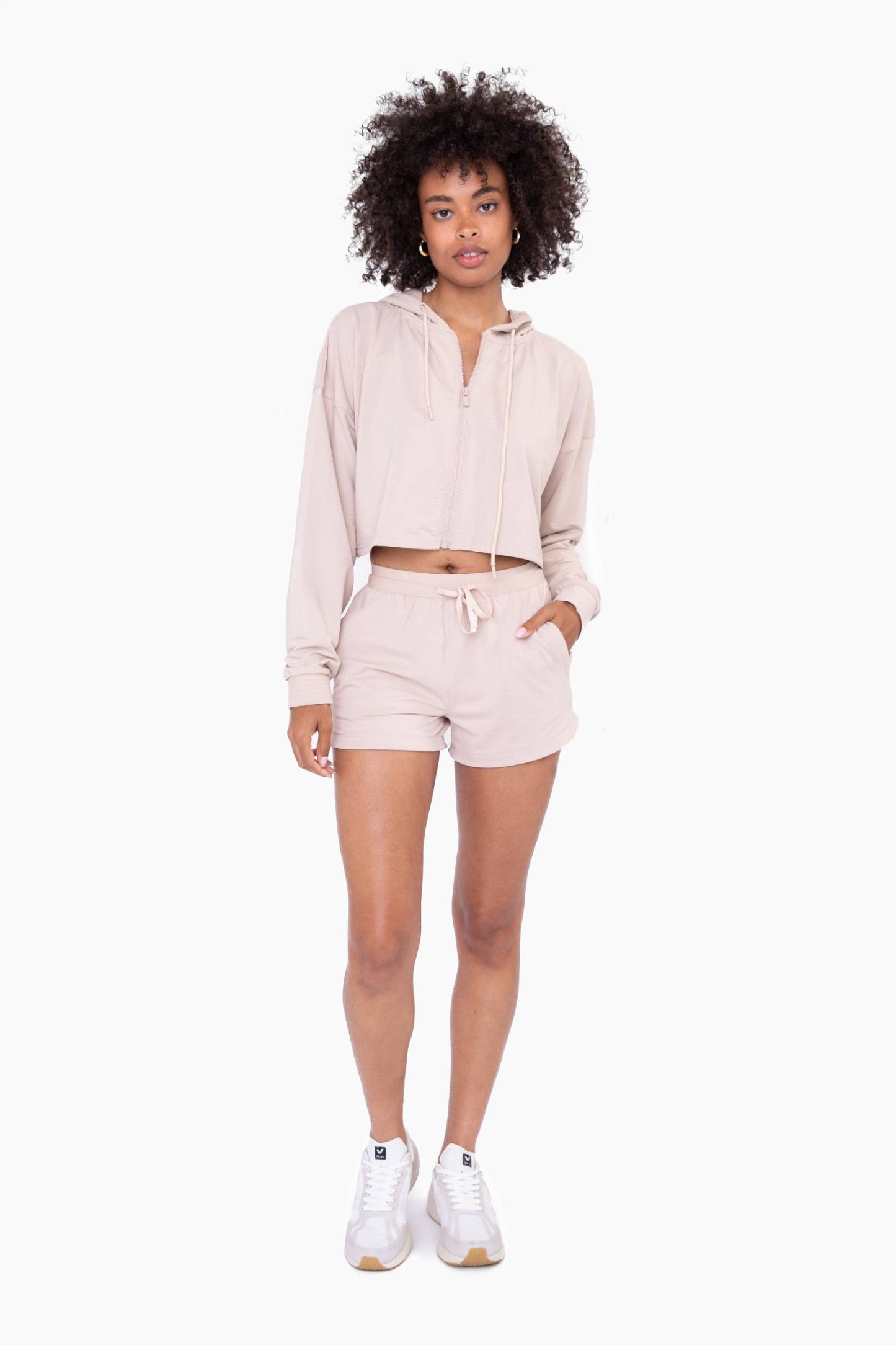 Activewear Cropped Zip-up Jacket with Textured Interior